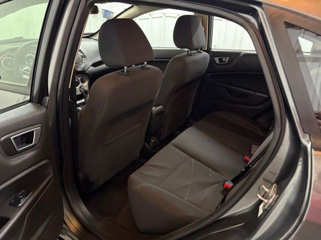 Used 2015 Ford Fiesta SE w/ Comfort Package FWD image 17
