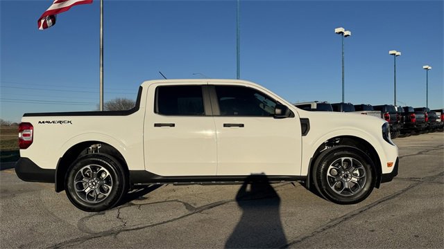 Certified 2025 Ford Maverick XLT image 12