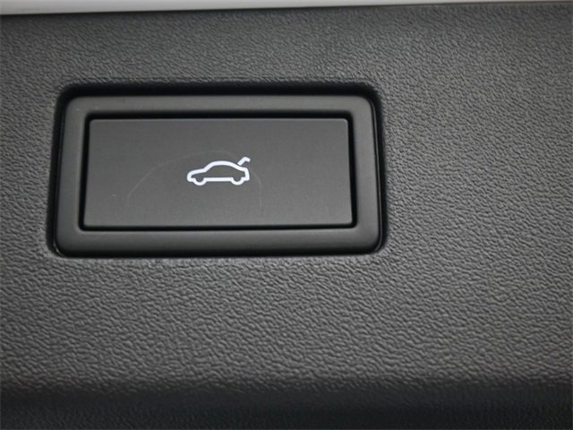 New 2026 Volkswagen Tiguan SE image 29