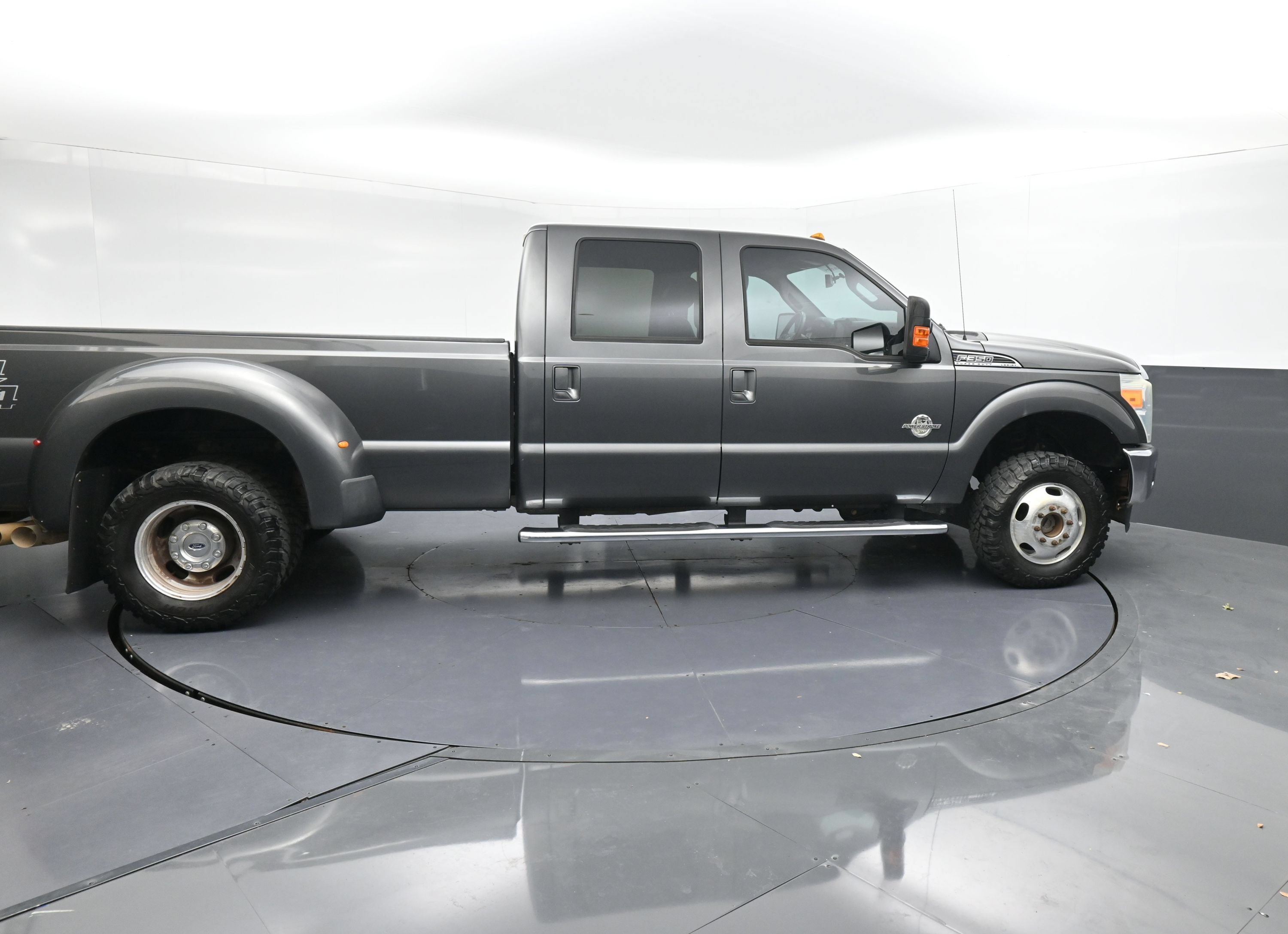 Used 2015 Ford F350 Lariat w/ Lariat Interior Package AWD/4WD image 9