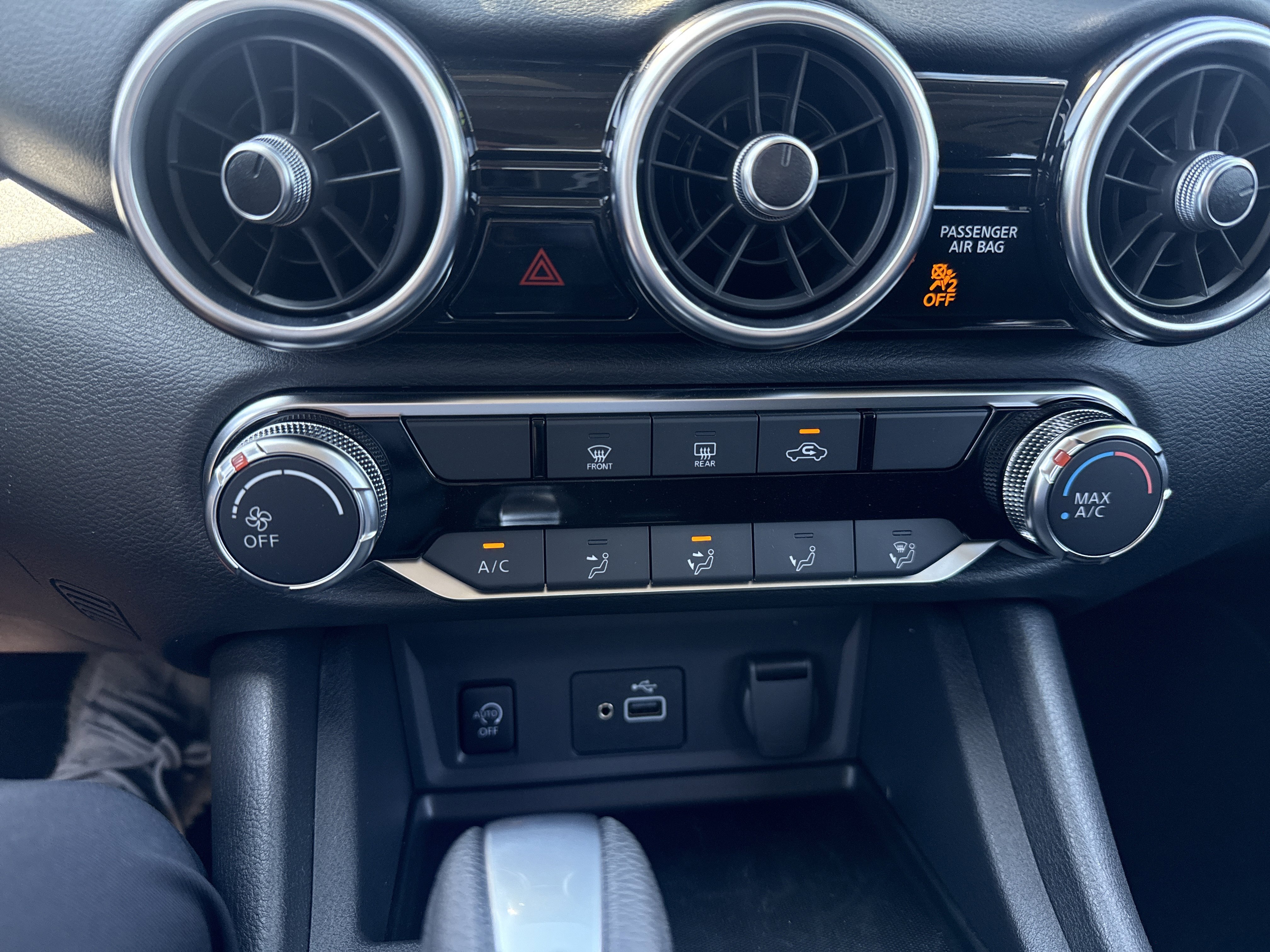 Used 2025 Nissan Sentra S image 30