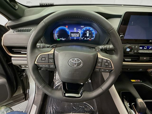 Used 2025 Toyota Grand Highlander AWD Hybrid image 11