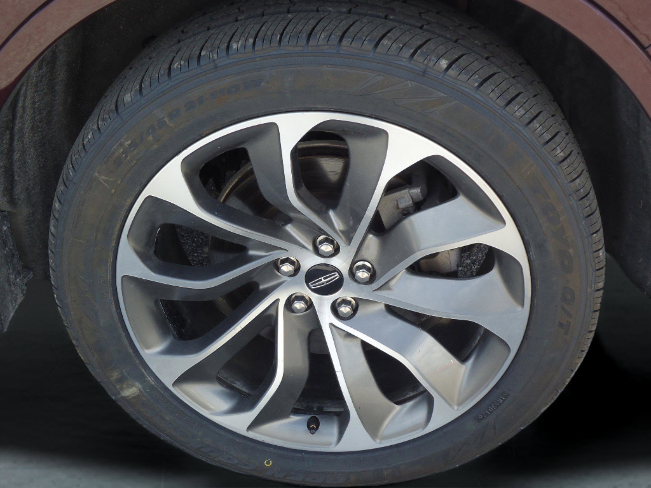 Used 2021 Lincoln Aviator Grand Touring w/ Equipment Group 301A image 9