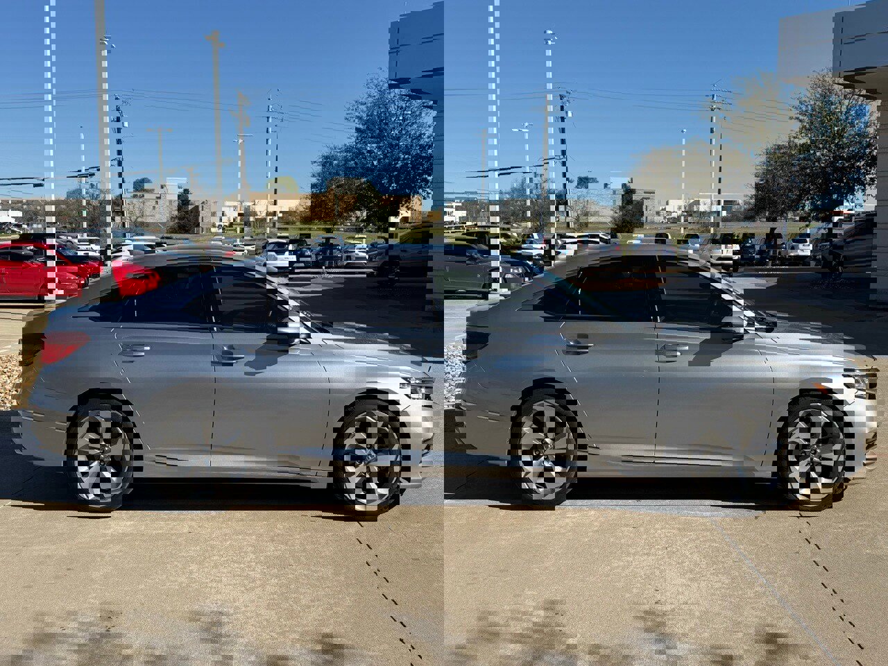 Used 2018 Honda Accord Touring image 6