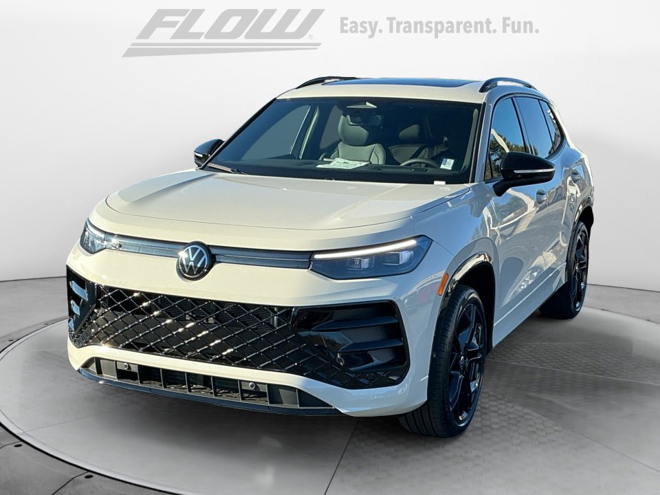 New 2026 Volkswagen Tiguan SE R-Line AWD/4WD image 3