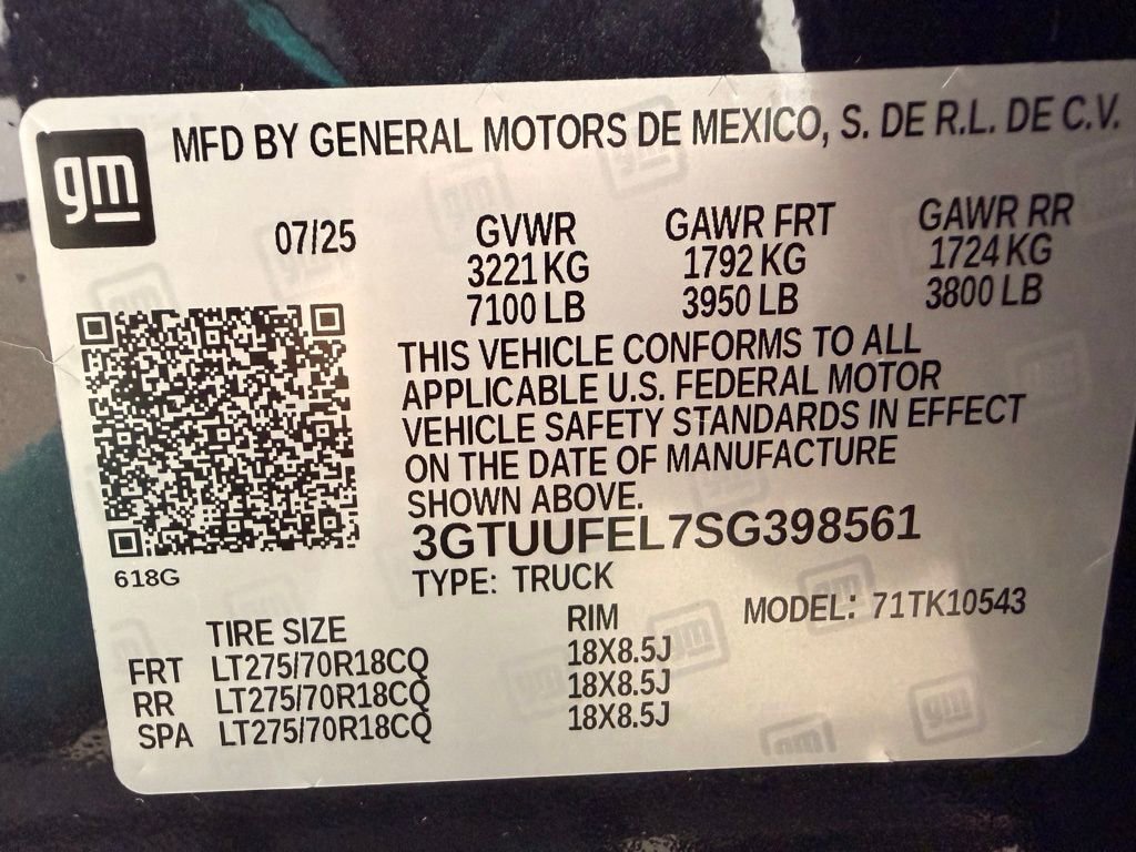 Used 2025 GMC Sierra 1500 AT4X image 58