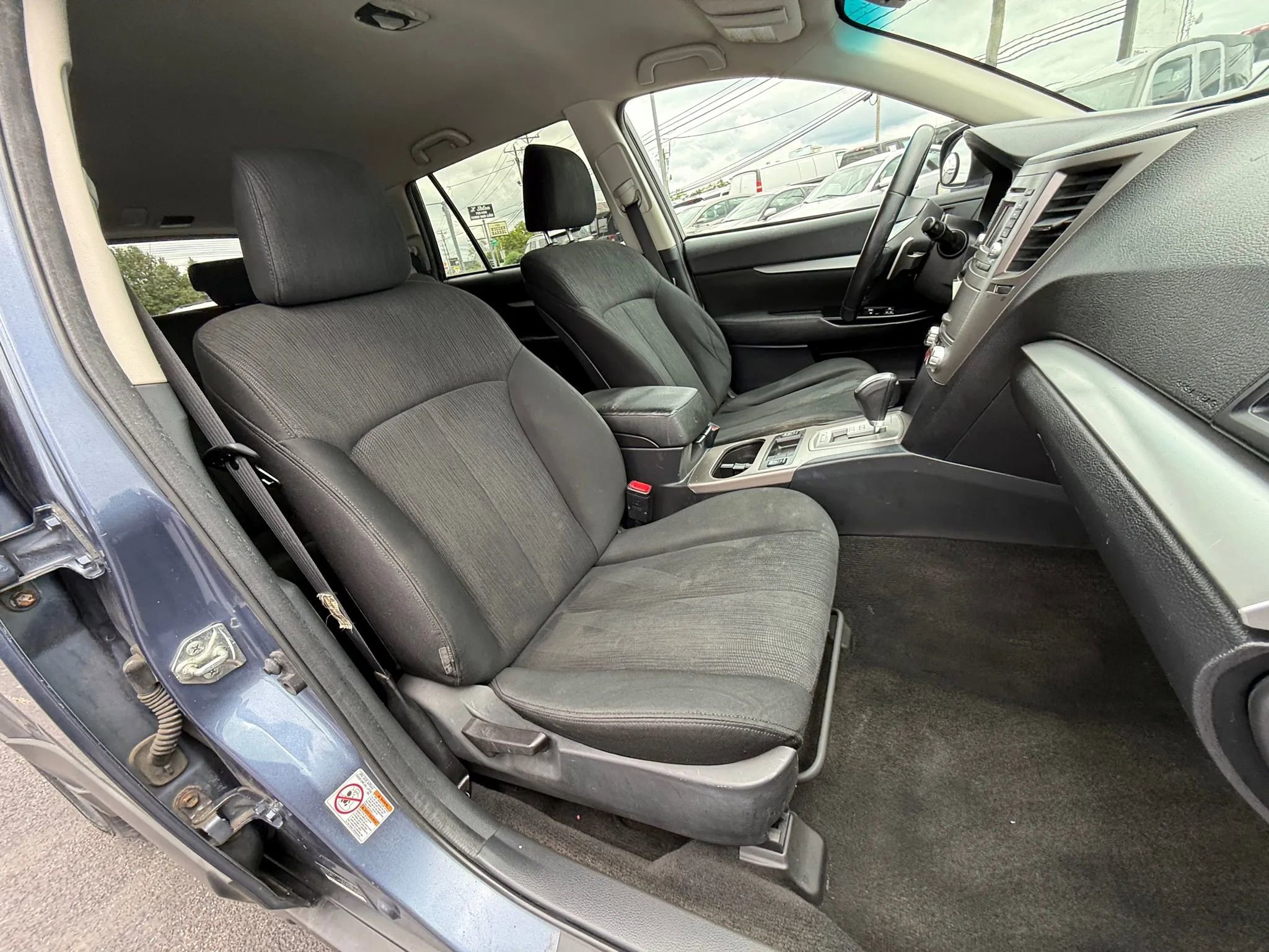 Used 2014 Subaru Outback 2.5i Premium image 14