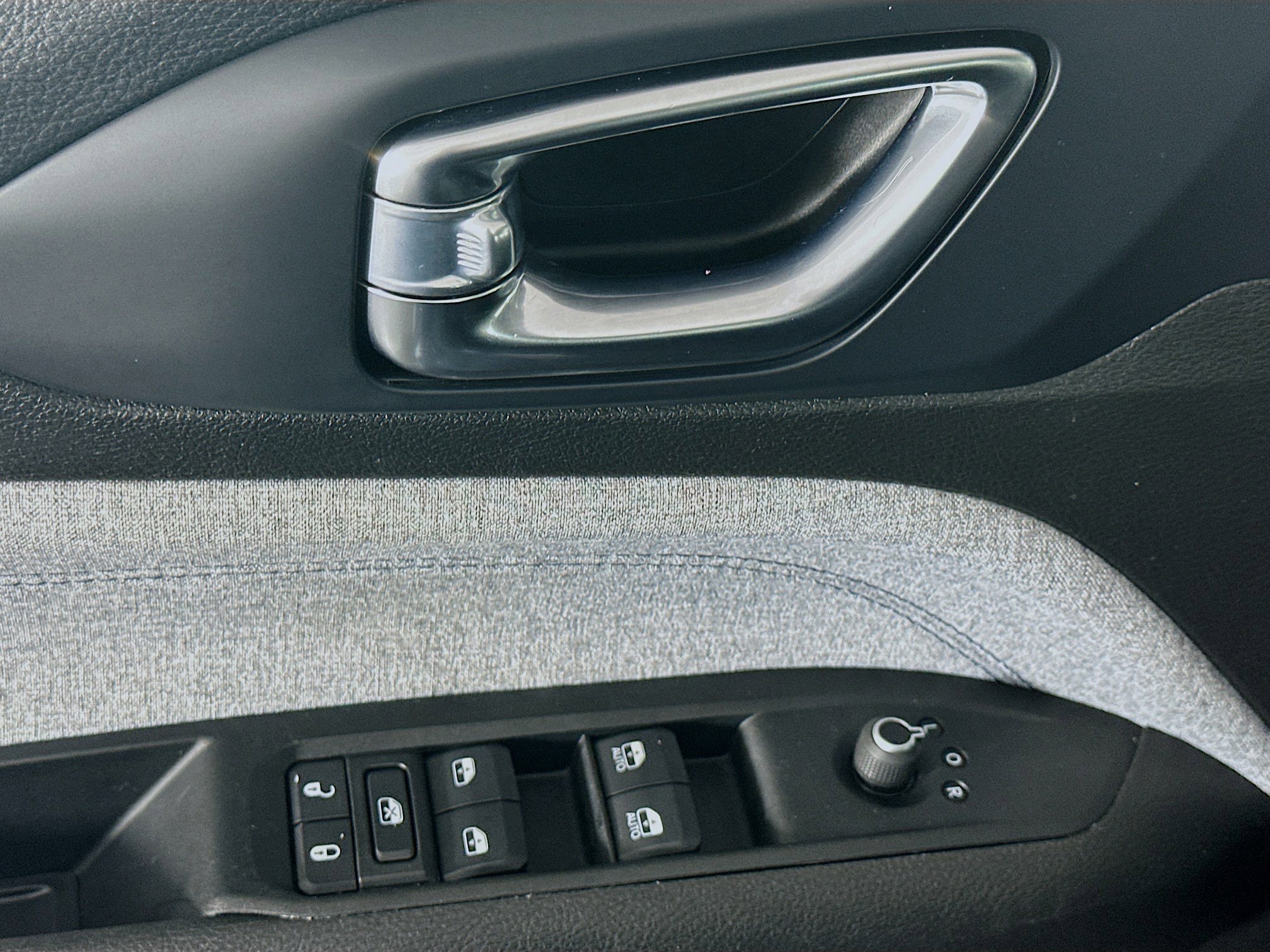 Used 2022 Jeep Compass Latitude w/ Sun and Sound Group image 15