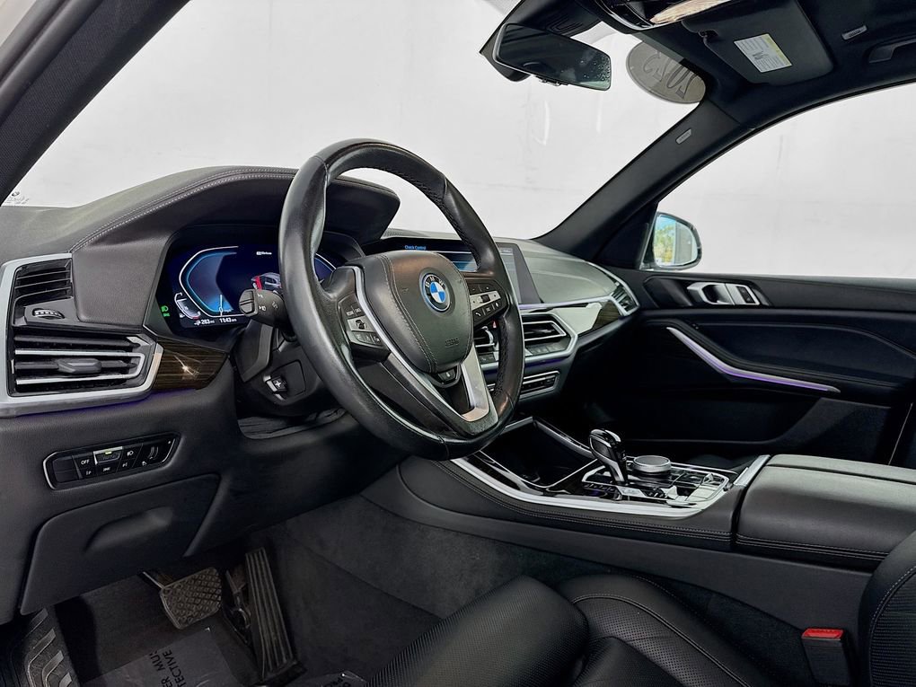Used 2023 BMW X5 xDrive45e image 12