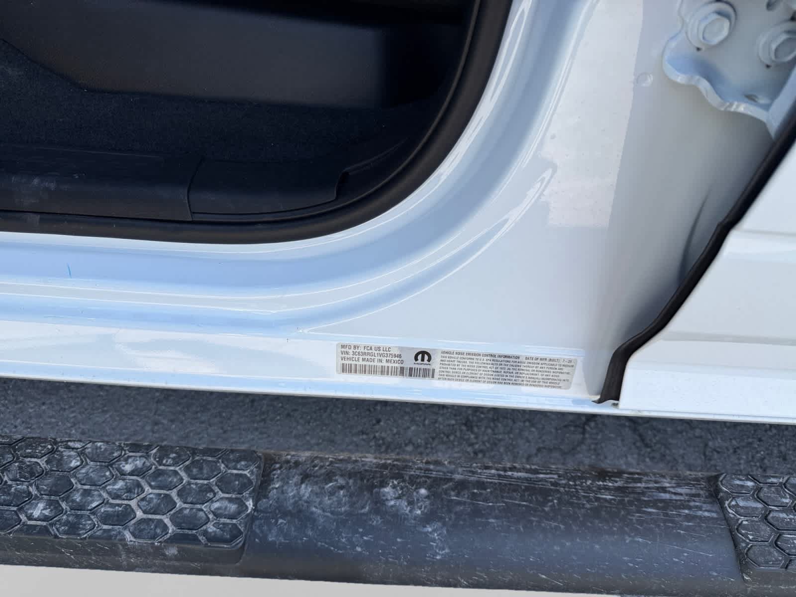 New 2027 RAM 3500 Tradesman AWD/4WD image 25