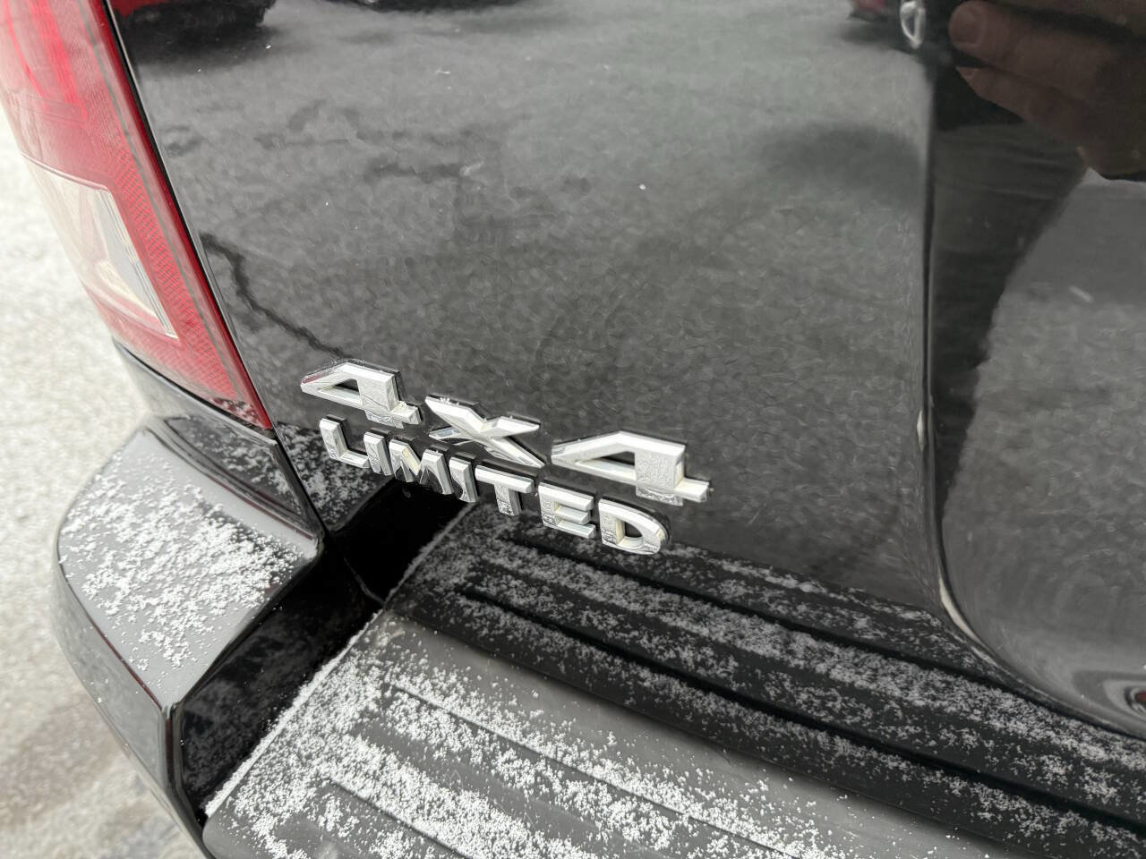 Used 2009 Jeep Grand Cherokee Limited w/ Quadra-Drive II 4X4 Group image 15