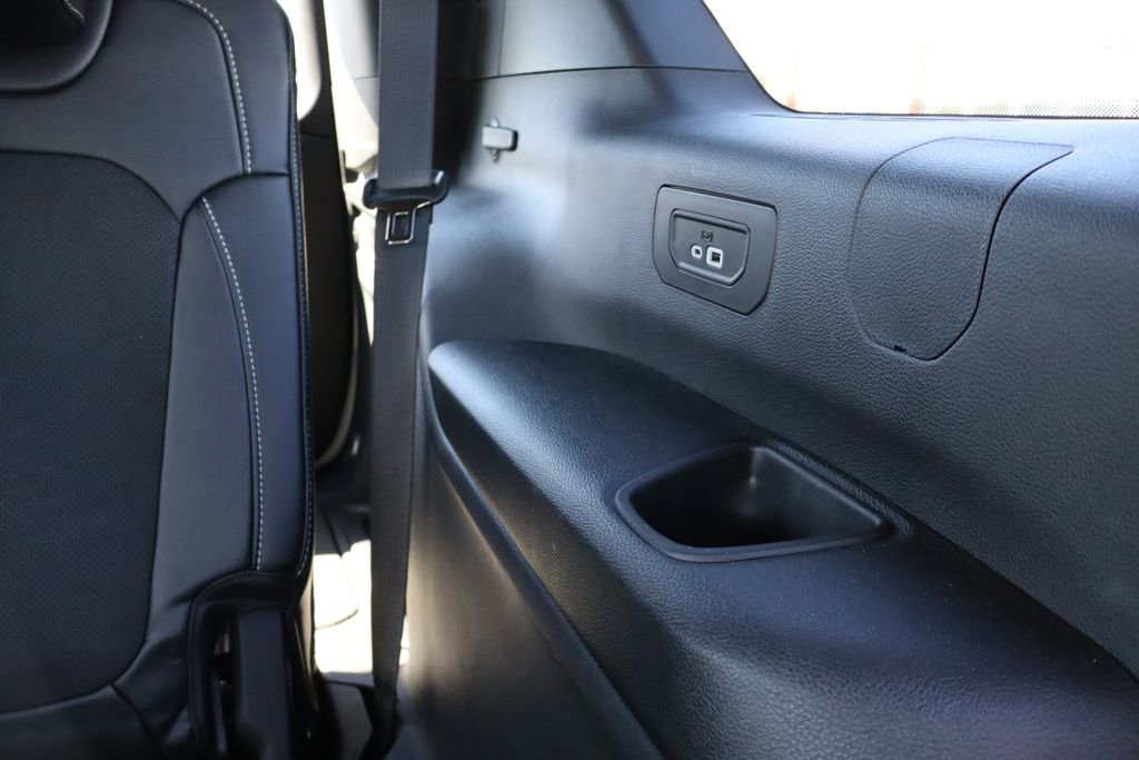 Used 2024 Jeep Grand Cherokee L Altitude image 43