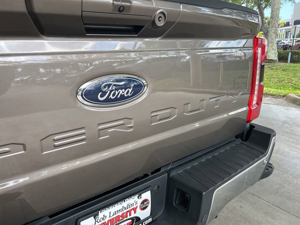 Used 2023 Ford F350 Lariat AWD/4WD image 22