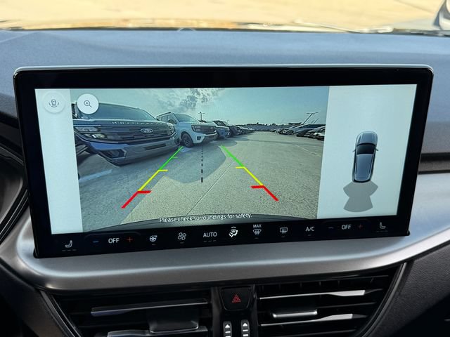 Used 2026 Ford Escape SE w/ Class II Trailer Tow Package FWD image 26