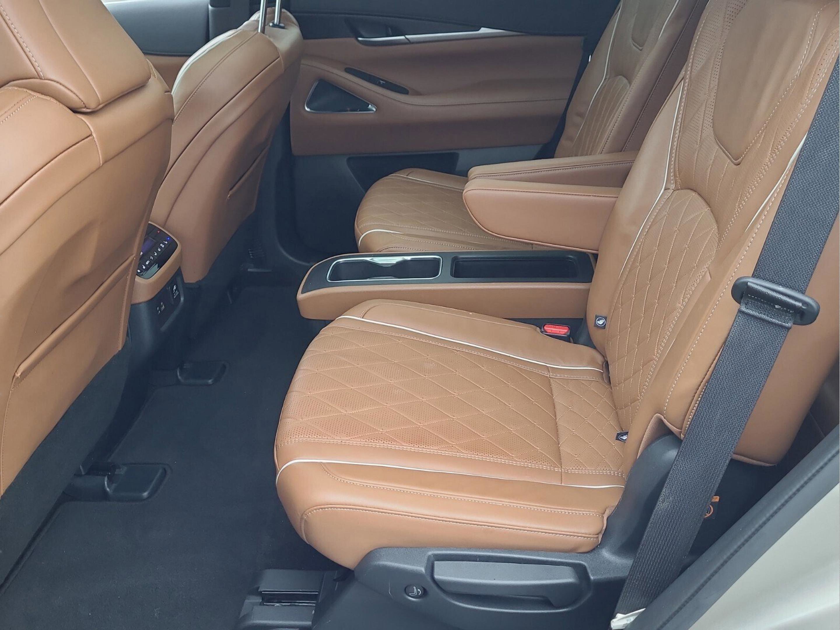 Used 2024 INFINITI QX60 Autograph w/ Cargo Package image 12