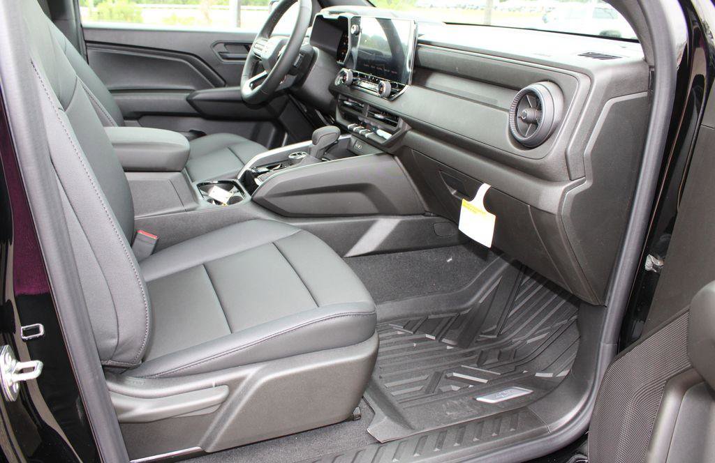 New 2026 Chevrolet Colorado Trail Boss AWD/4WD image 6