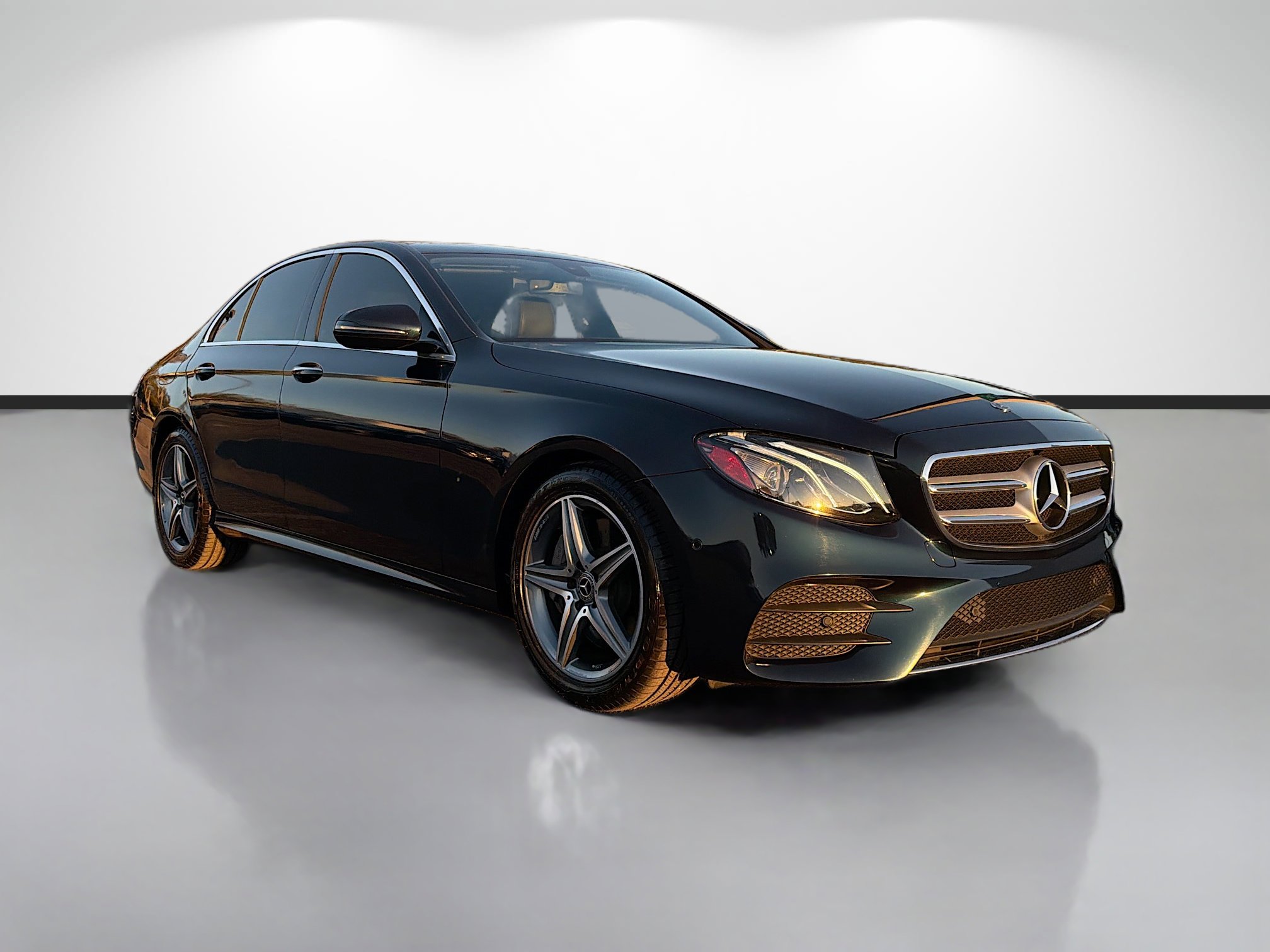 Used 2018 Mercedes-Benz E 300 image 7