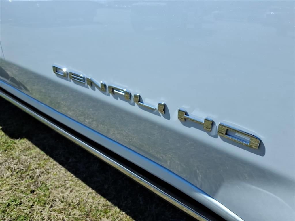 New 2026 GMC Sierra 3500 Denali Ultimate image 11