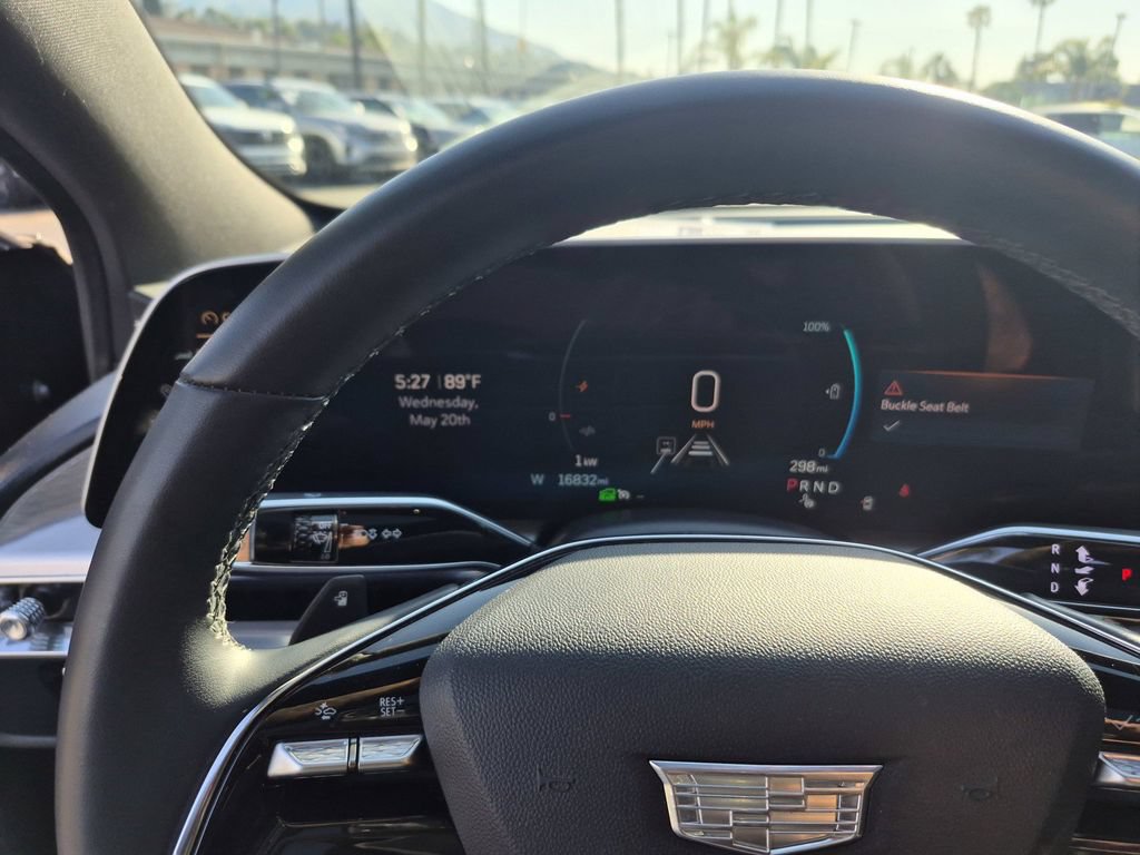 Used 2024 Cadillac Lyriq Sport RWD image 17