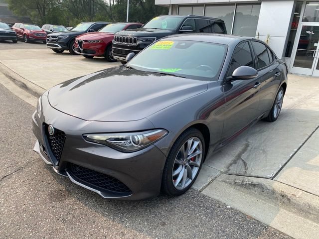 Used 2023 Alfa Romeo Giulia Sprint AWD/4WD image 8