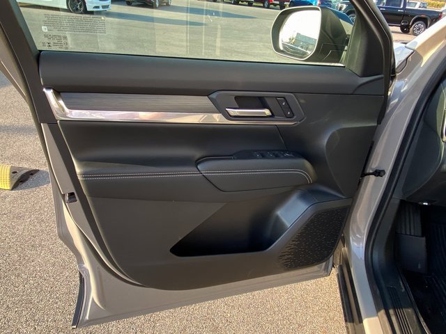 New 2026 GMC Terrain Elevation w/ LPO, Floor Liner Package image 15