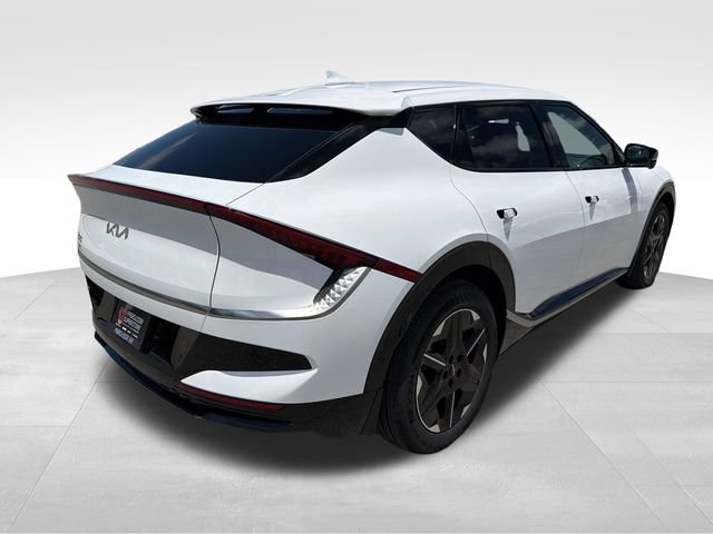 New 2026 Kia EV6 Wind RWD image 7