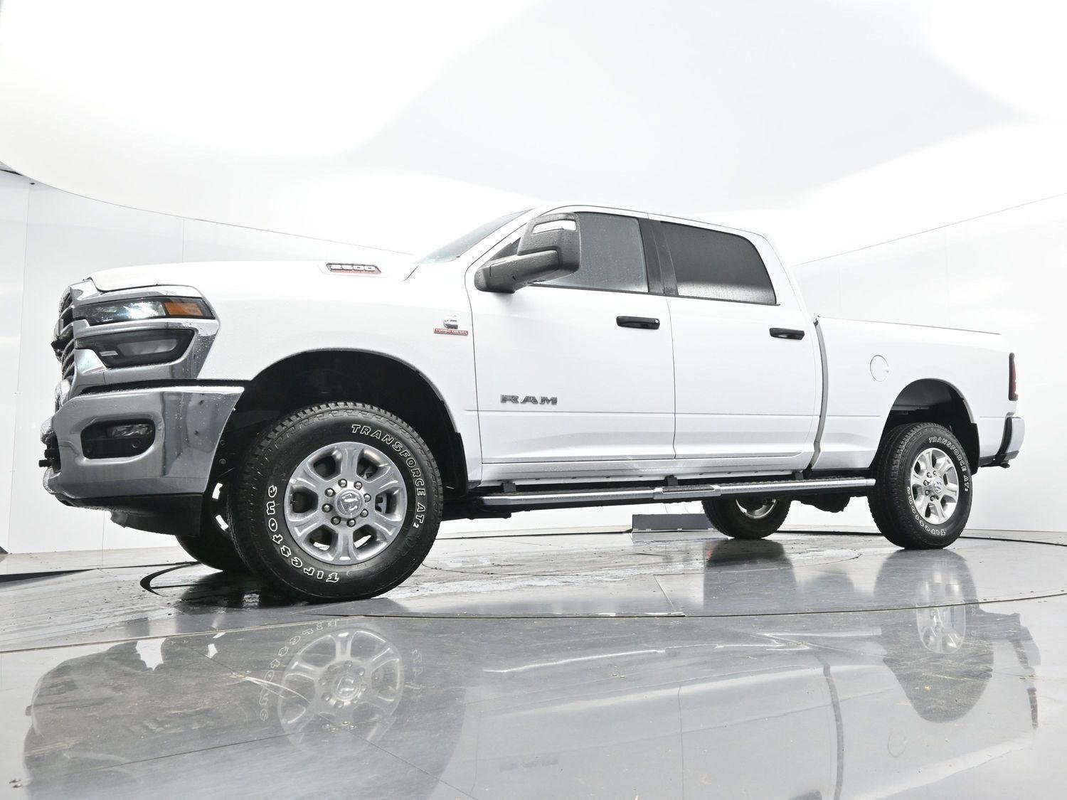 Used 2025 RAM 2500 Big Horn AWD/4WD image 47