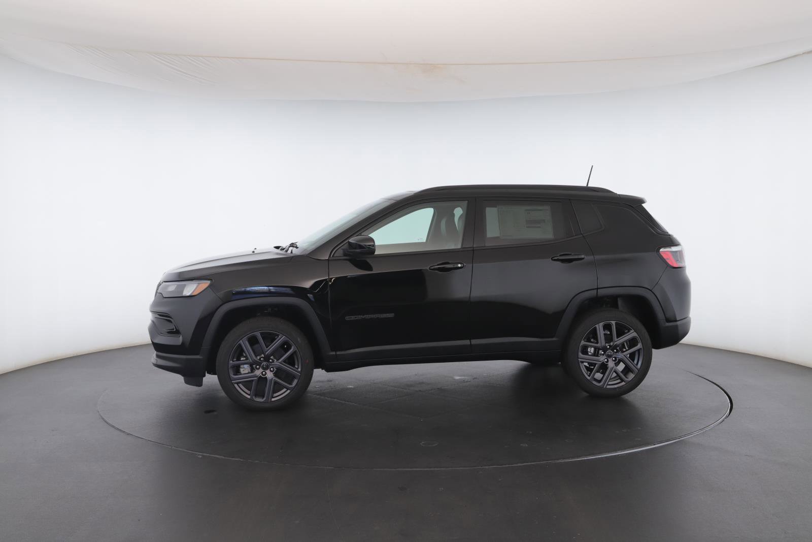 New 2026 Jeep Compass Limited w/ Sun, Sound & Navigation Group image 43
