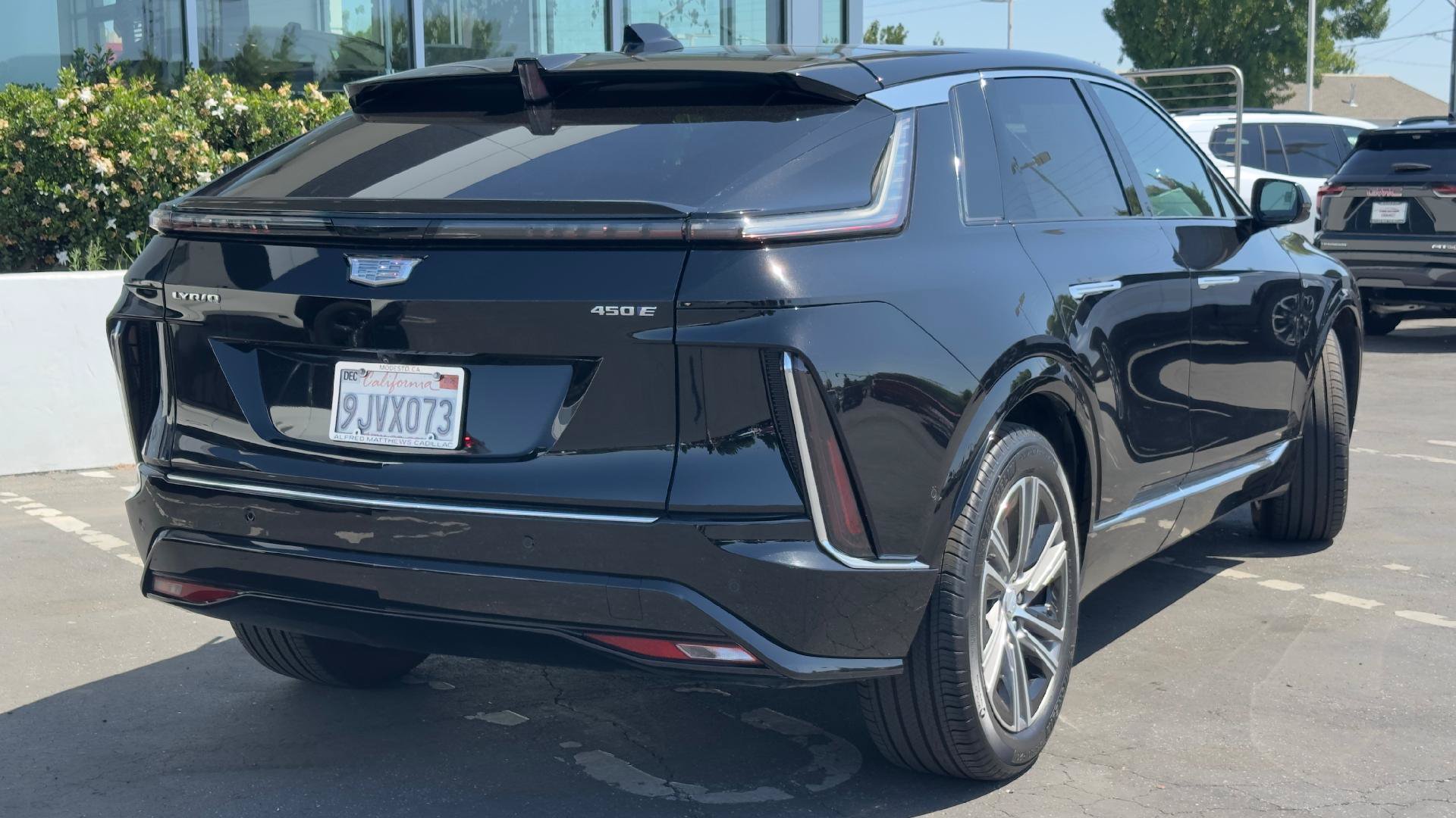 Used 2024 Cadillac Lyriq Luxury RWD image 5