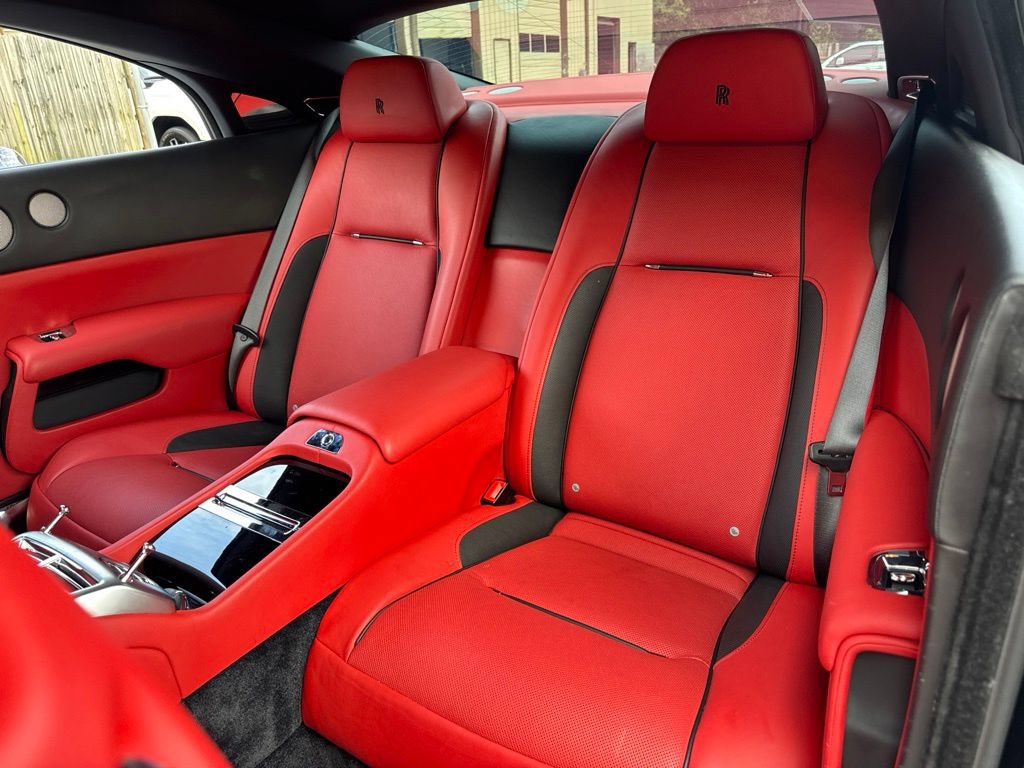 Used 2017 Rolls-Royce Wraith RWD image 6