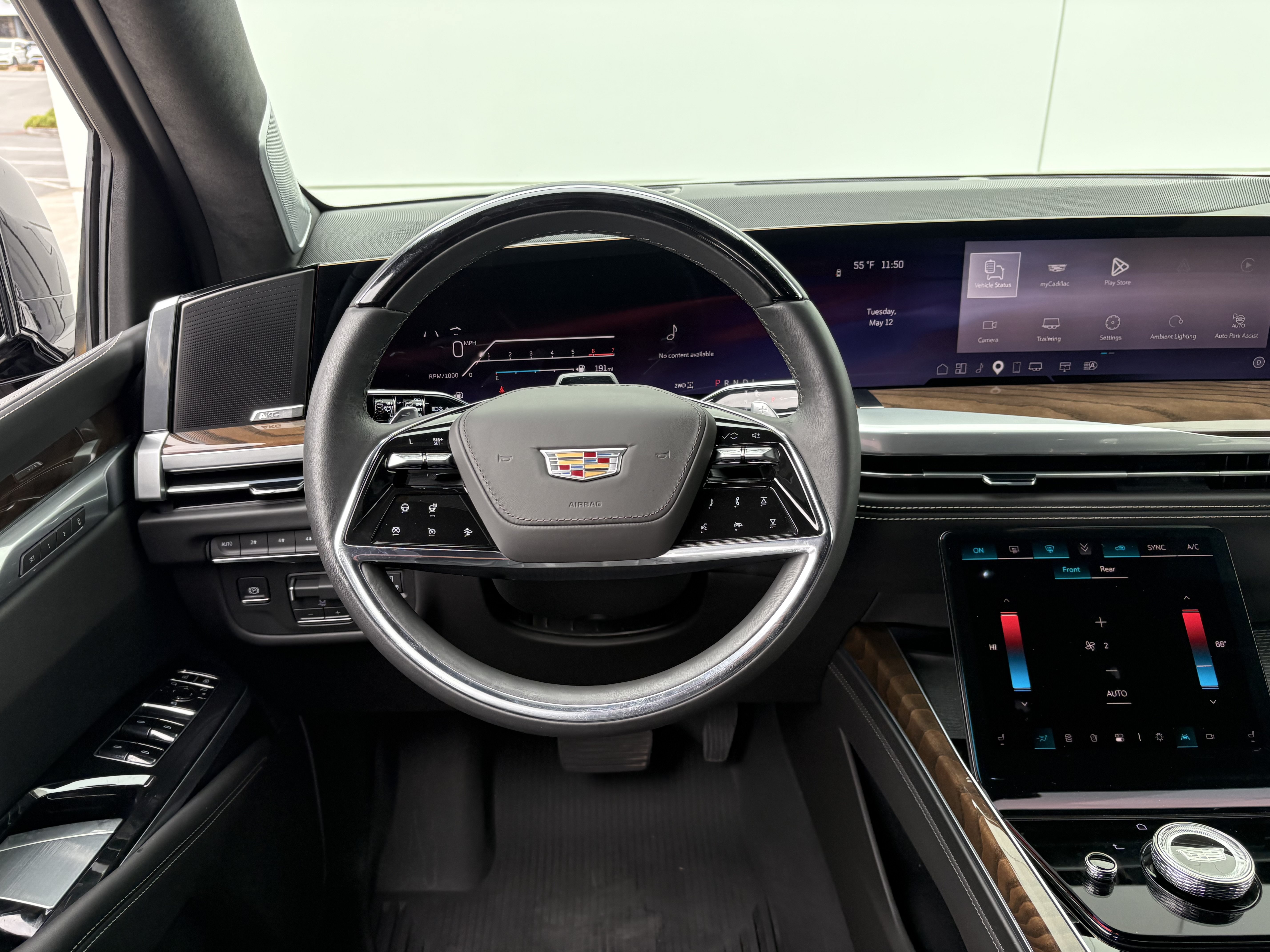 Used 2026 Cadillac Escalade ESV Platinum Luxury w/ LPO, Floor Liner Package AWD/4WD image 20