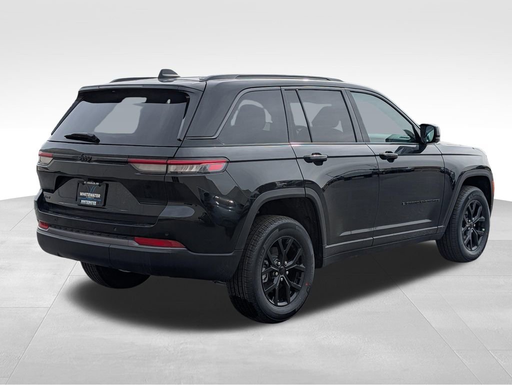 New 2026 Jeep Grand Cherokee Altitude image 2