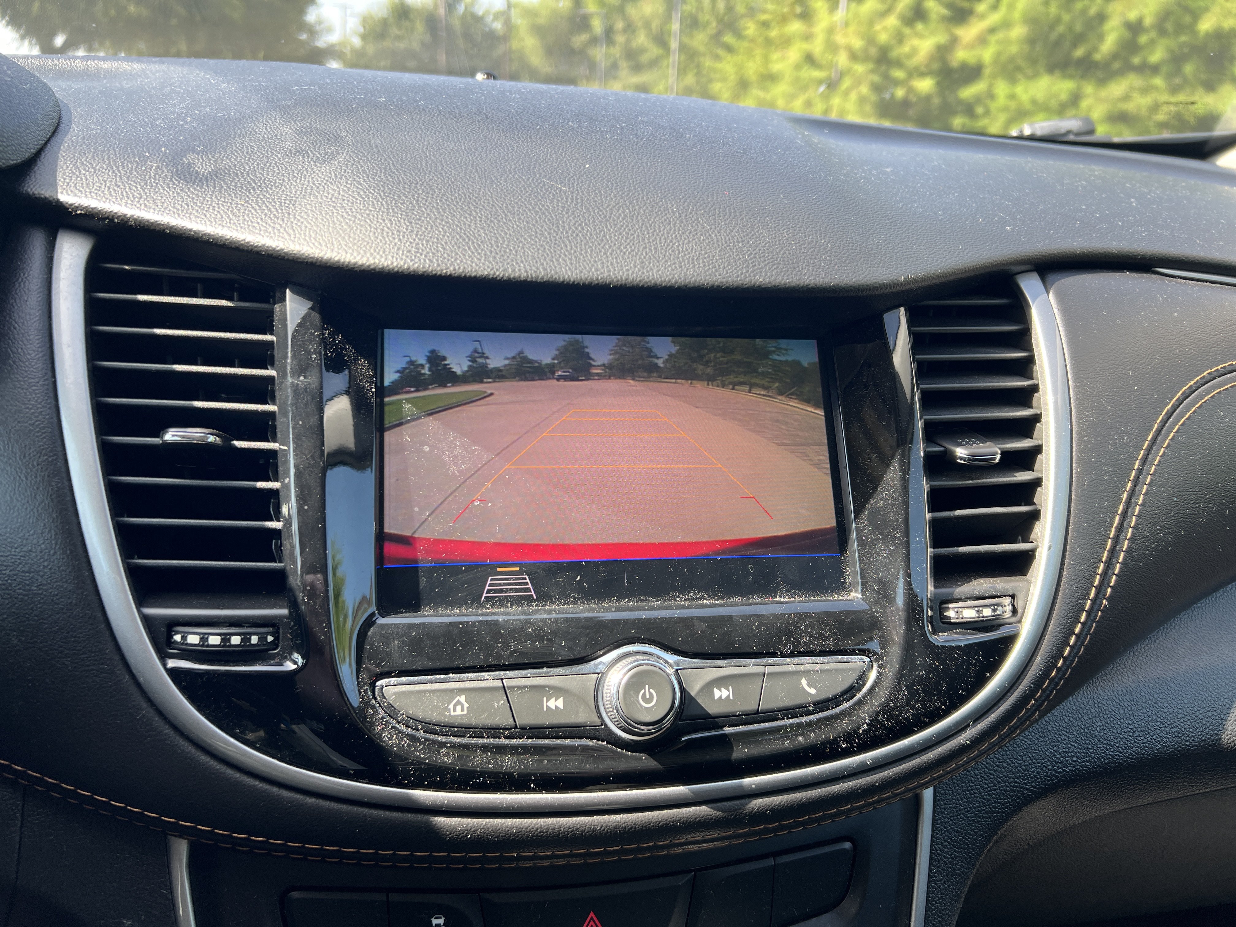 Used 2020 Chevrolet Trax LS w/ Tint and Cruise Package FWD image 21