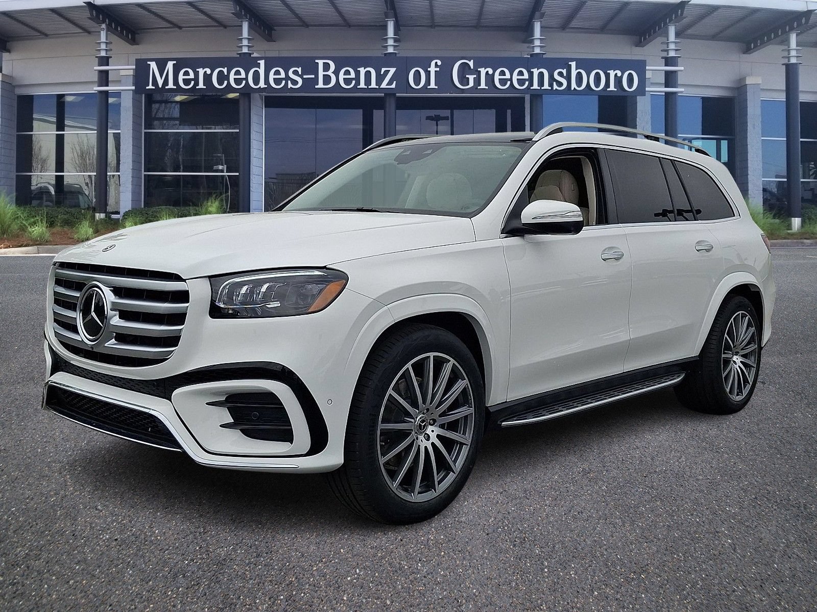 New 2026 Mercedes-Benz GLS 450 4MATIC image 2