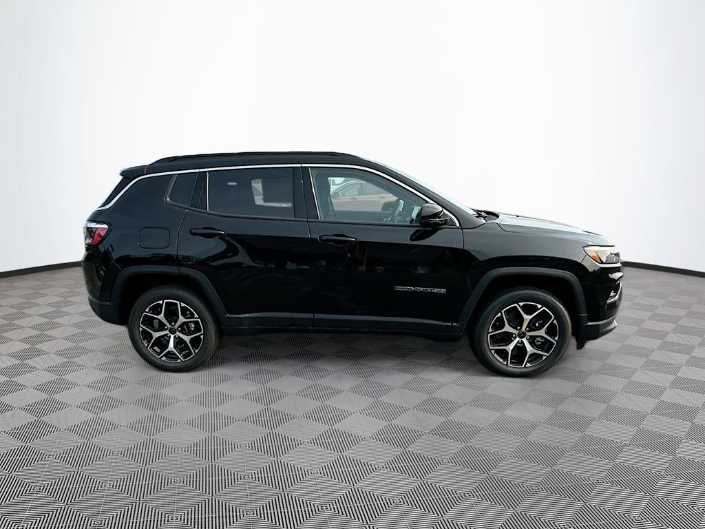 New 2026 Jeep Compass Limited w/ Sun, Sound & Navigation Group AWD/4WD image 11
