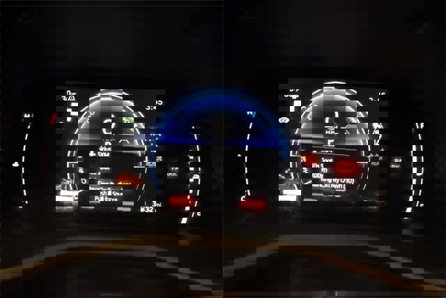 Used 2025 Toyota Camry image 27