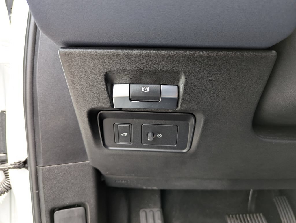 Used 2020 Land Rover Range Rover Evoque SE AWD/4WD image 15