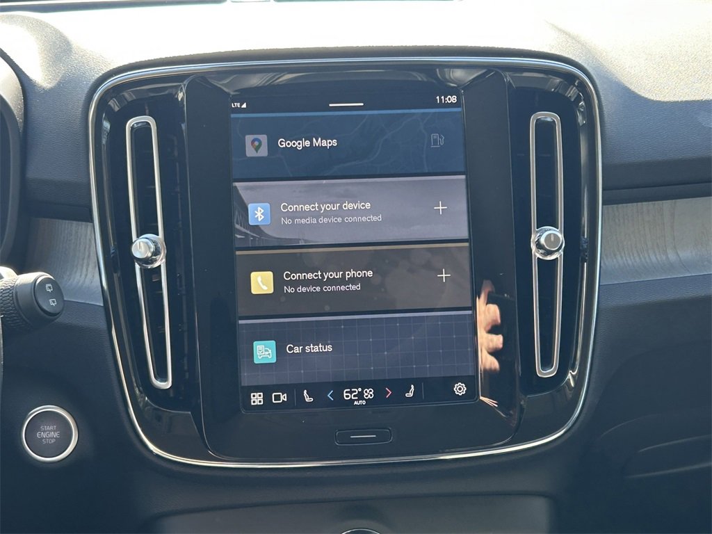 Used 2025 Volvo XC40 B5 Core w/ Protection Package Premier image 19