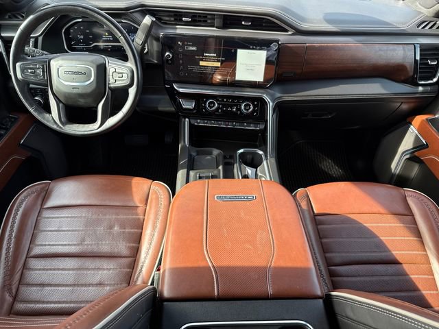 Used 2024 GMC Sierra 2500 Denali Ultimate image 11