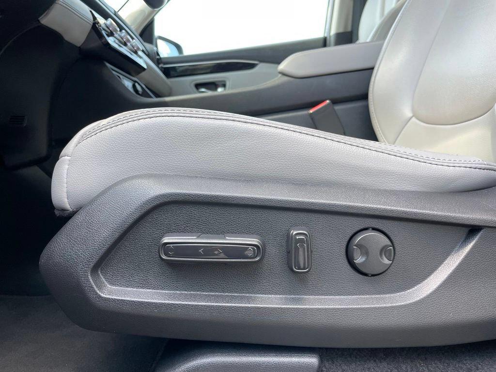 Certified 2024 Honda Pilot Touring image 23