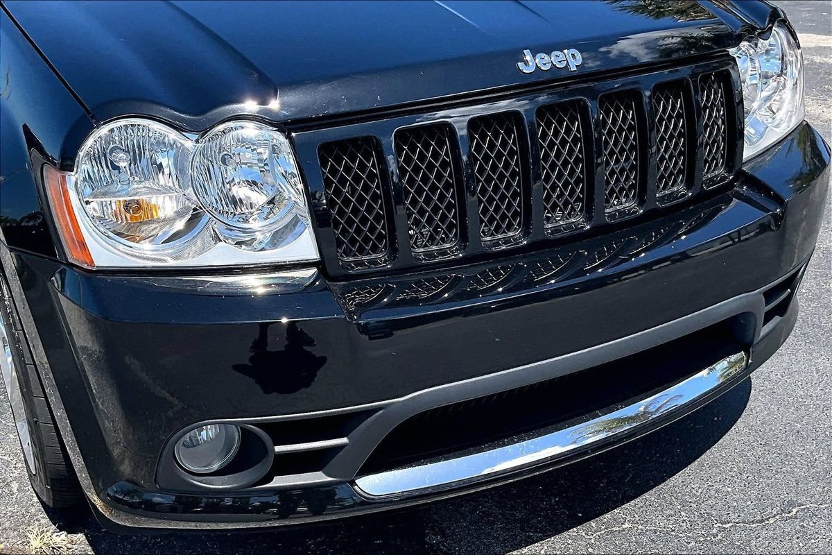 Used 2006 Jeep Grand Cherokee SRT8 w/ SRT Option Group I AWD/4WD image 33