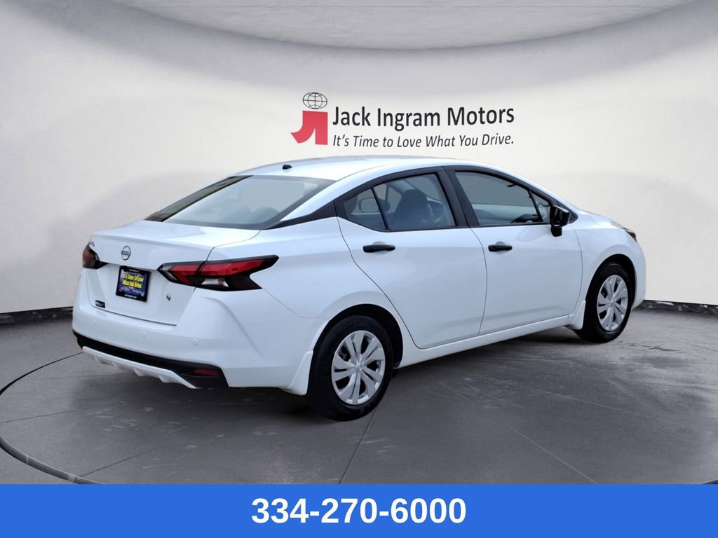 Used 2025 Nissan Versa S w/ Trunk Package image 5