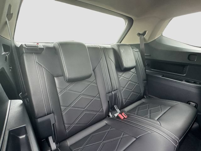 Used 2026 Volkswagen Atlas SE AWD/4WD image 32