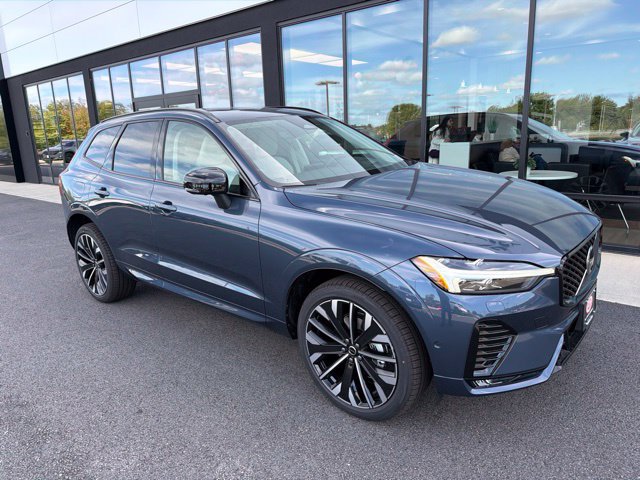 New 2027 Volvo XC60 B5 Ultra AWD/4WD image 1