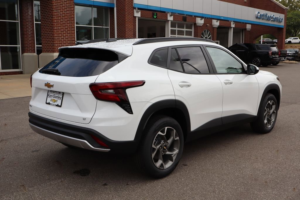 New 2026 Chevrolet Trax LT w/ Driver Confidence Package image 29