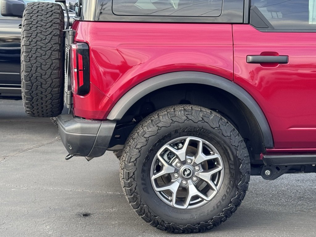 Used 2025 Ford Bronco Badlands image 43