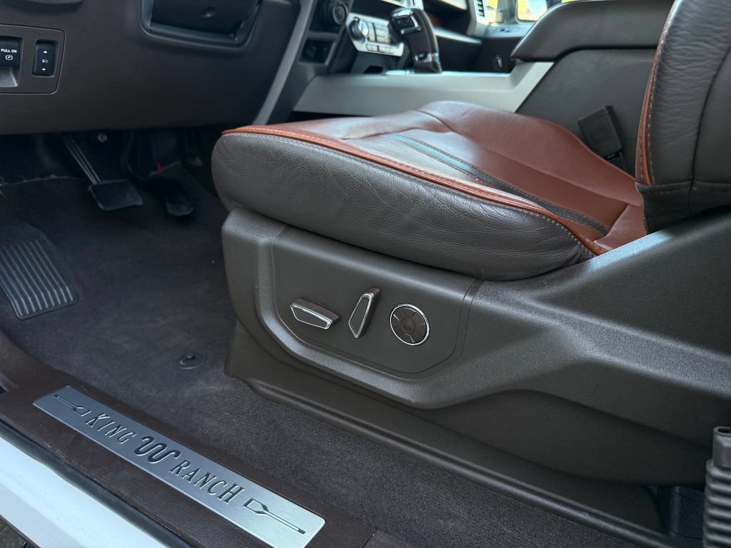 Used 2020 Ford F150 King Ranch w/ Equipment Group 601A Luxury AWD/4WD image 23