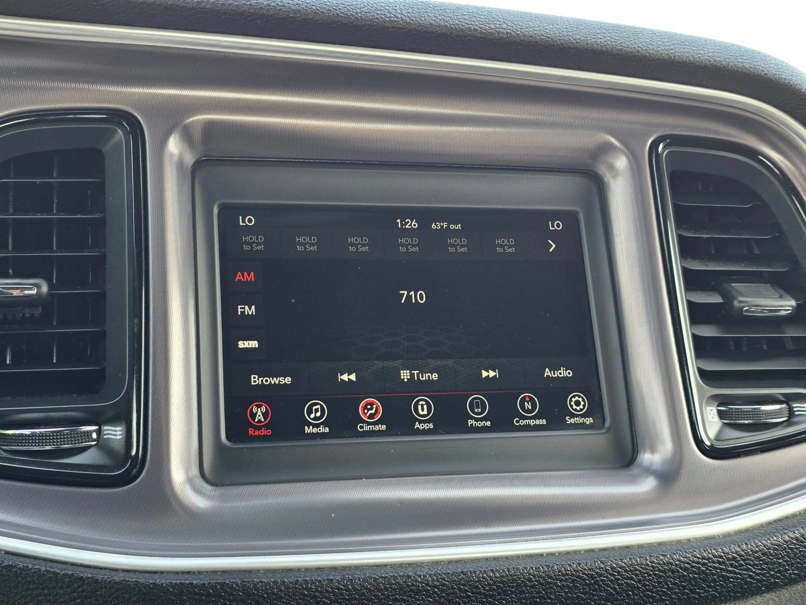 Used 2020 Dodge Challenger SXT RWD image 31