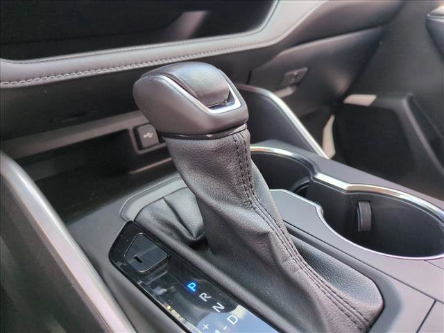 Used 2021 Toyota Highlander XLE FWD image 12