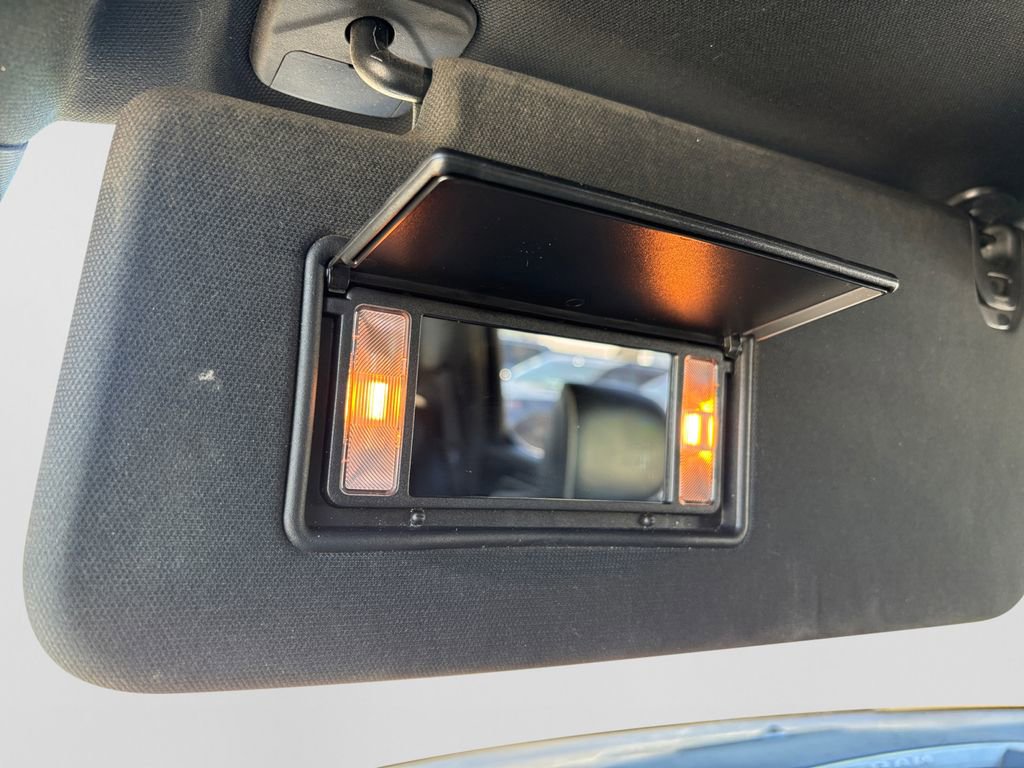 Used 2012 Dodge Grand Caravan SXT FWD image 12